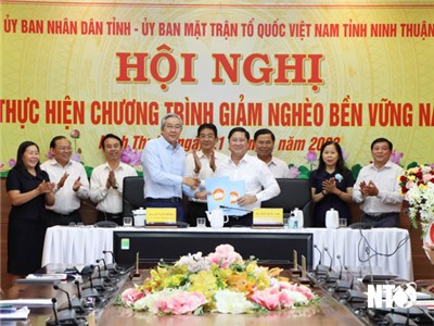 UBND tỉnh và Ủy ban MTTQ Việt Nam tỉnh: Ký kết chương trình giảm nghèo bền vững năm 2023