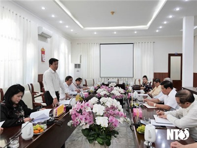 Lãnh đạo UBND tỉnh làm việc với Đoàn công tác Viện Kinh tế Văn hóa
