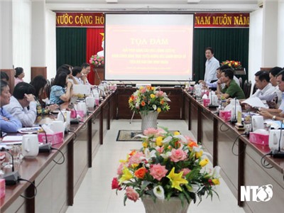 Tọa đàm giải pháp nâng cao chất lượng dịch vụ hành chính công trực tuyến hướng đến chính quyền số trên địa bàn tỉnh
