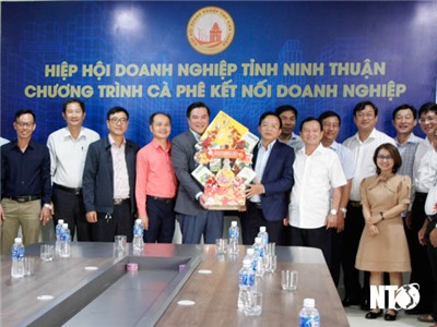 Đồng chí Lê Huyền, Phó Chủ tịch UBND tỉnh thăm đơn vị, doanh nghiệp nhân dịp đầu xuân Giáp Thìn 2024
