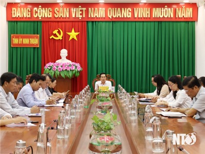 Thường trực Tỉnh ủy họp giao ban với Mặt trận và các đoàn thể chính trị - xã hội tỉnh quý I năm 2024