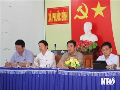 Đại biểu HĐND tỉnh tiếp xúc cử tri xã Phước Bình
